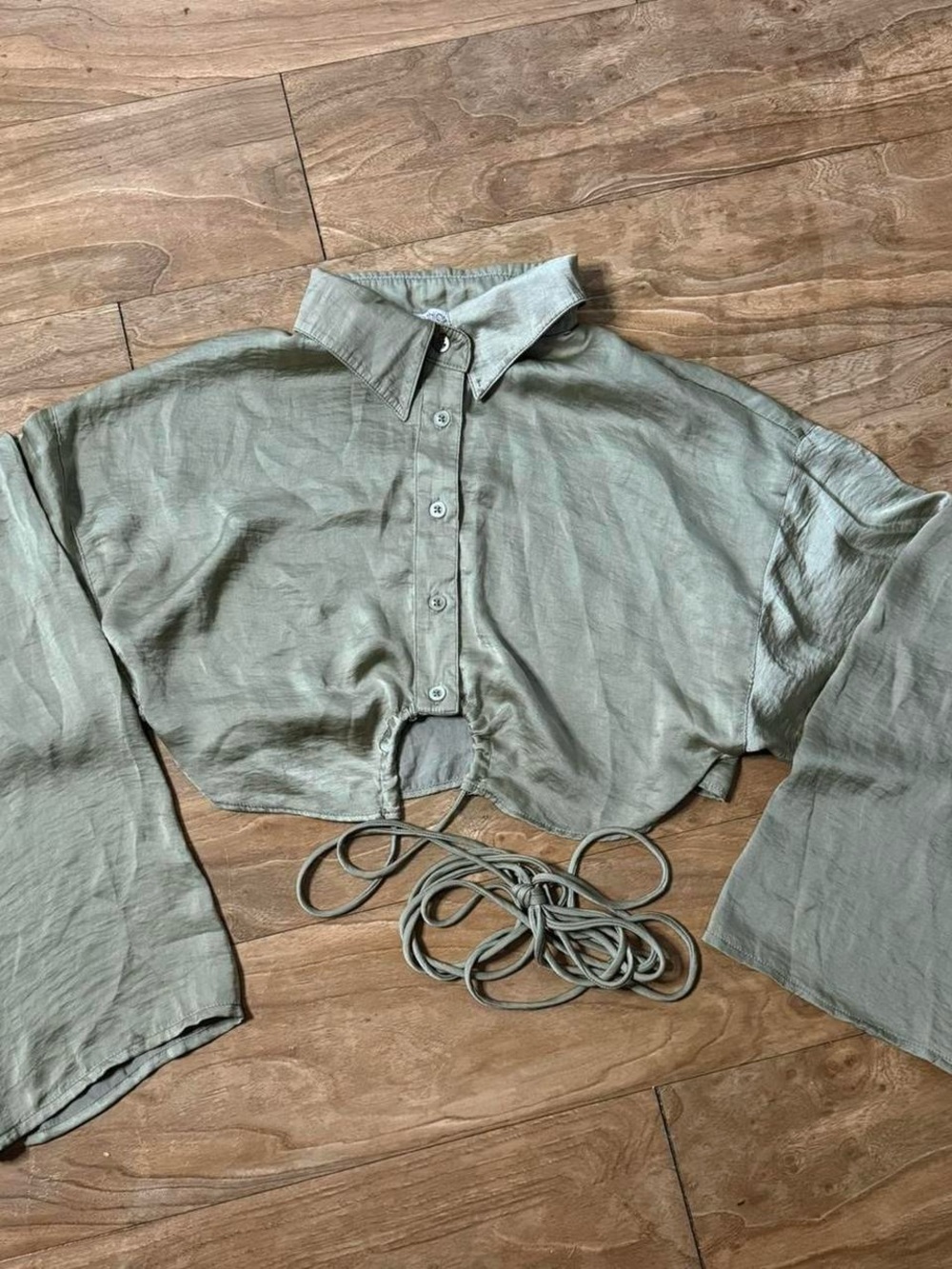 Relaxed Sage Button-Front Cropped Top with Tie